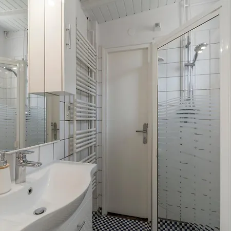 Holiday home In Sint Maartenszee Near Dunes *