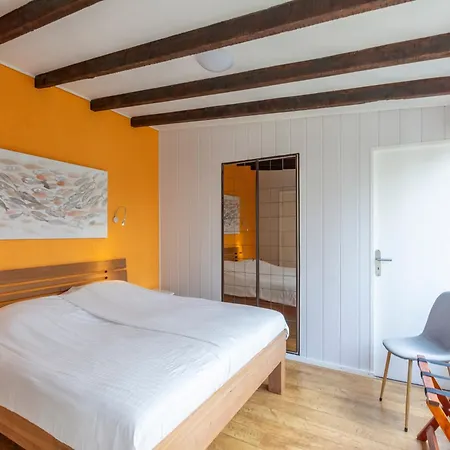 In Sint Maartenszee Near Dunes Hébergement de vacances Sint Maartensvlotbrug