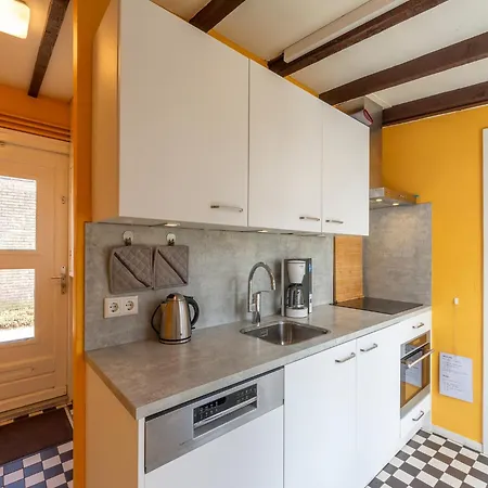 In Sint Maartenszee Near Dunes Semesterbostad